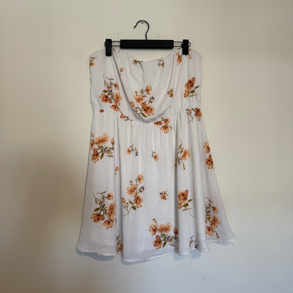 Lulu's | White and Orange Floral Strapless Dress